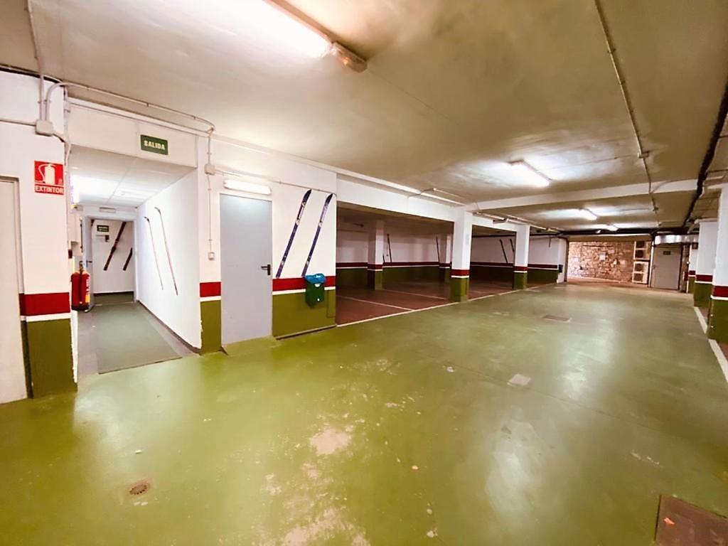 Apartamentos Linsoles Eriste Esterno foto